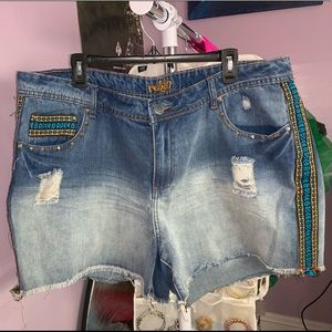 DENIM SHORTS BY REIGN SZ 22